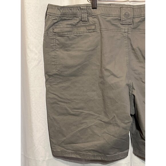 Wrangler Mens Size 42 Light Gray Cargo Shorts With Multiple Pockets & Belt Loops - Picture 5 of 10